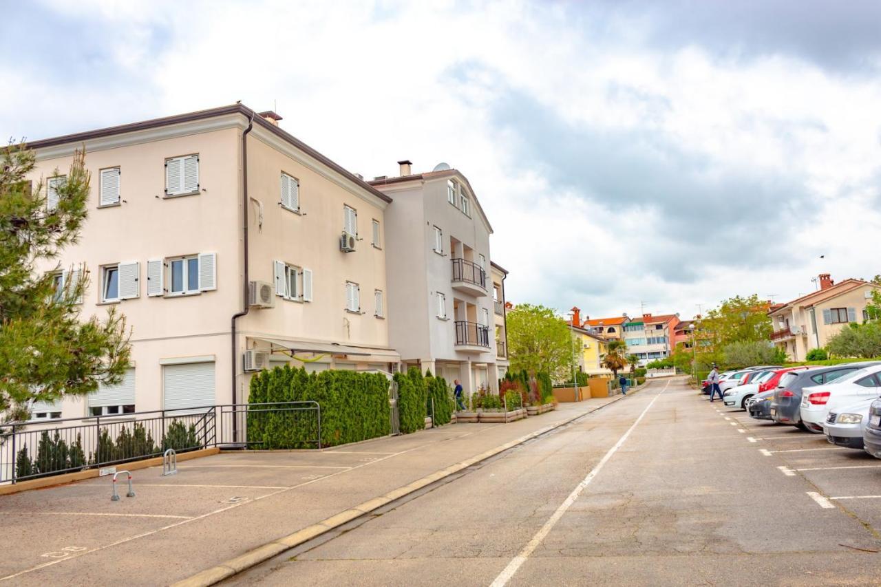Apartment Botic Пореч Экстерьер фото